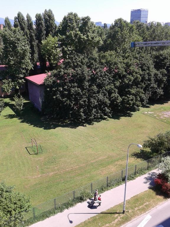 Apartman Kris ザグレブ エクステリア 写真